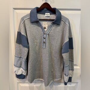 New In by Very J Crew Neck Shirt Blue/Gray Women’s Size M New With Tags